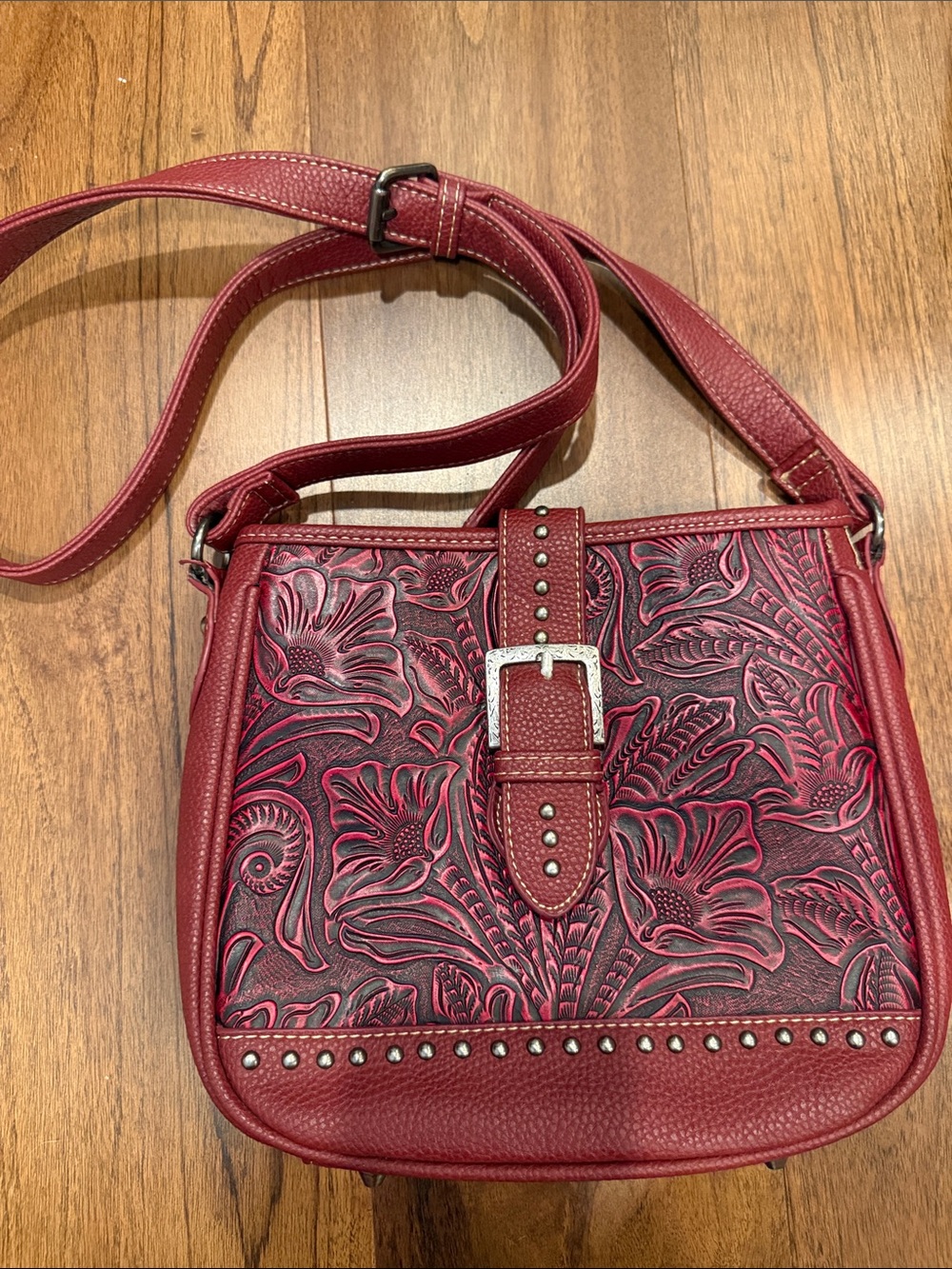 Trinity Ranch red embossed leather bag